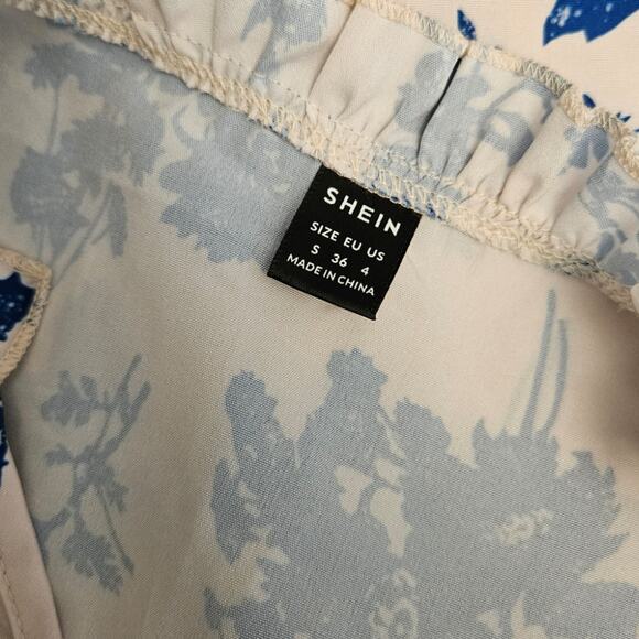 Shein Cream and White Ruffle Sleeve Blouse sz Small - Picture 4 of 4